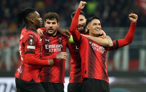 九游下载-包含AC米兰主场连续不胜，前景堪忧的词条